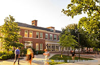 美國公立大學一年學費多少錢？