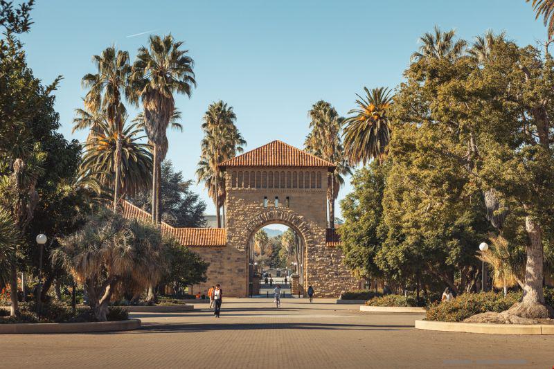 斯坦福大學在哪個城市.jpg 美國斯坦福大學.jpg