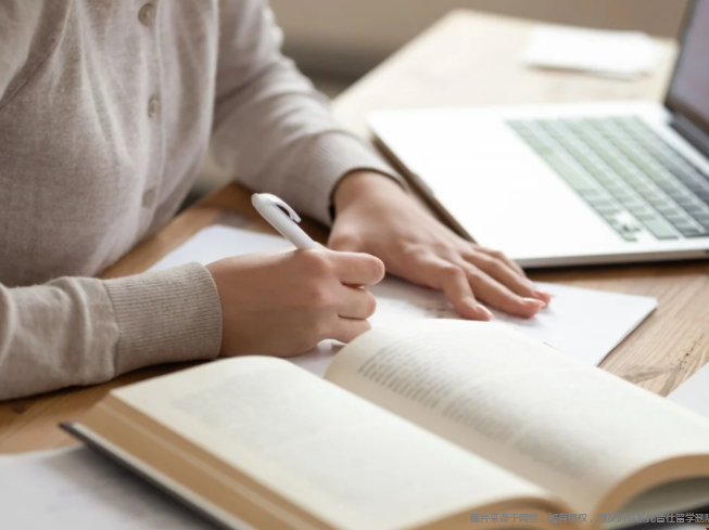 留學美國本科商學院如何規劃.png 留學美國本科商學院如何規劃.png