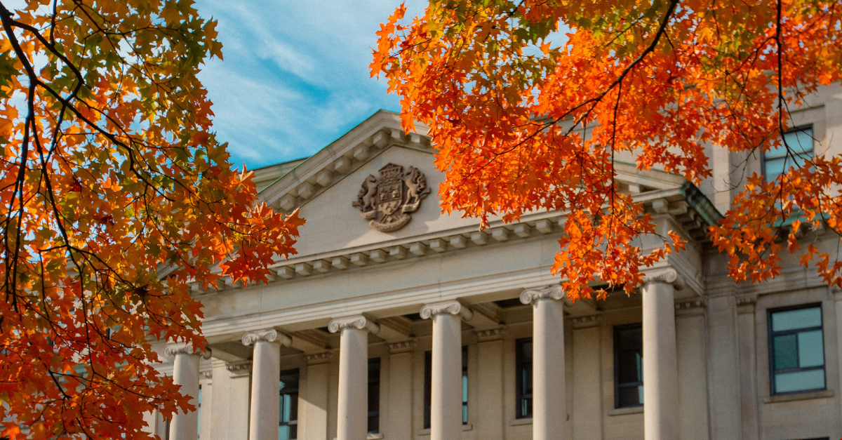 渥太華大學.png 渥太華大學.png
