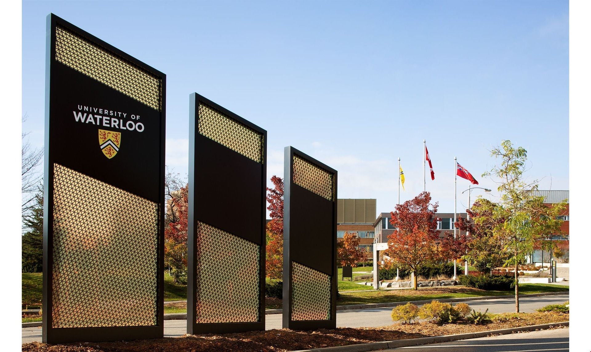 滑鐵盧大學關系.jpg 滑鐵盧大學關系.jpg