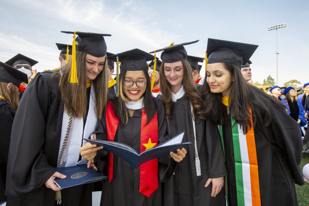 羅切斯特大學本科申請要求.jpg 羅切斯特大學本科申請要求.jpg