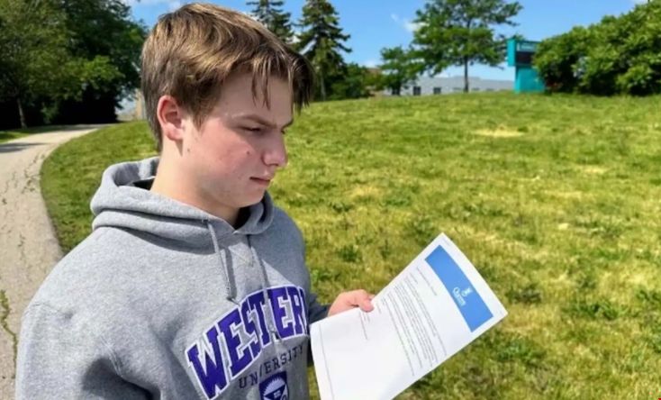 加拿大錄取看重11年級成績嗎.png 加拿大錄取看重11年級成績嗎.png