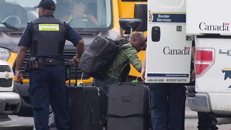 加拿大入境違禁物品名單更新.jpg 加拿大入境違禁物品名單更新.jpg