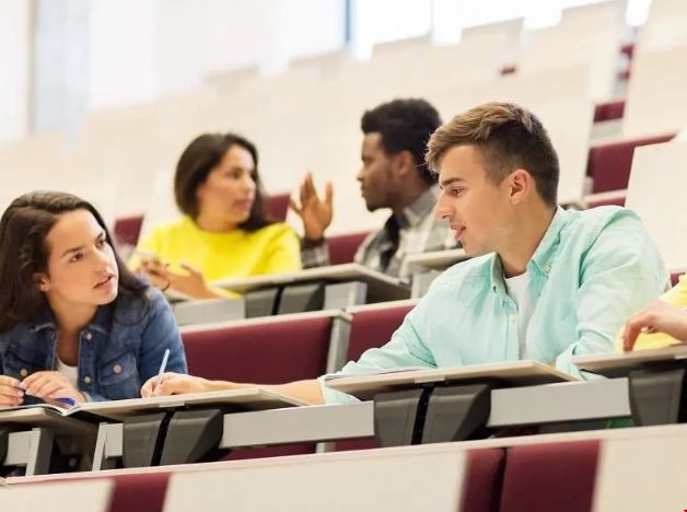 UCAS英國本科補(bǔ)申開放中.png UCAS英國本科補(bǔ)申開放中.png